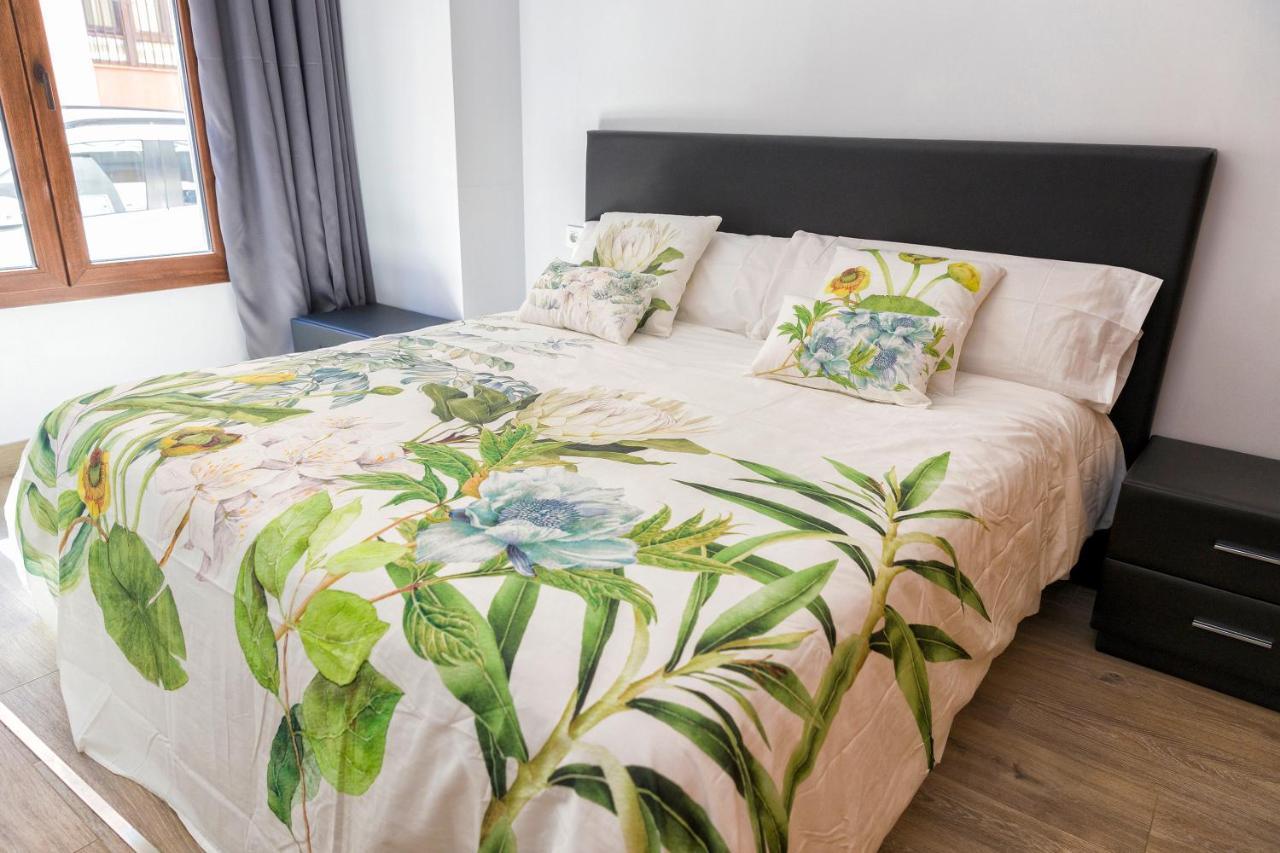 Apartamentos Onnight Málaga Exteriör bild